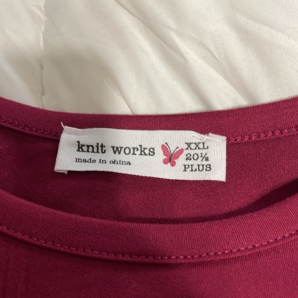 Knit Works Girls Plus Deep Red Fun Short Sleeve Top - 20 1/2 Plus - Picture 3 of 4